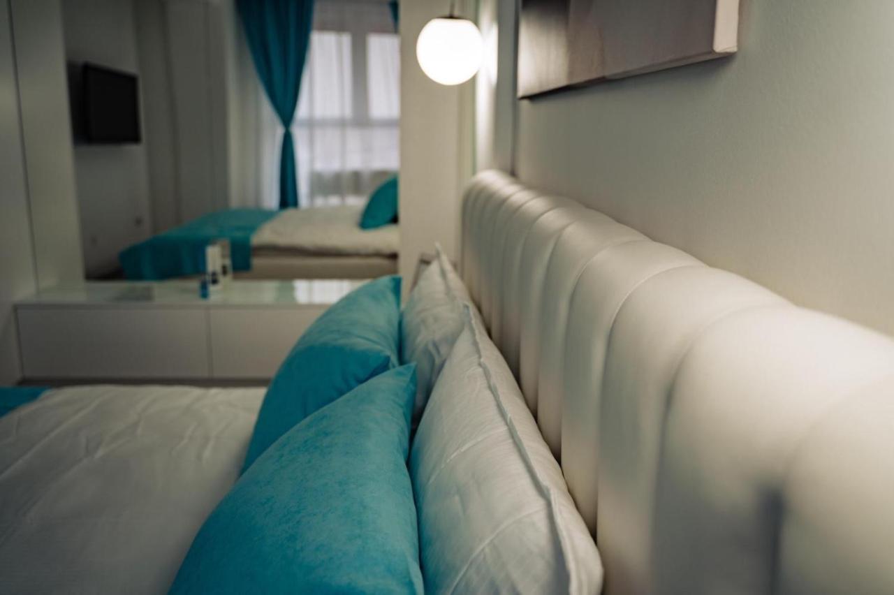 Turcoazlux Apartments Oradea Exteriér fotografie